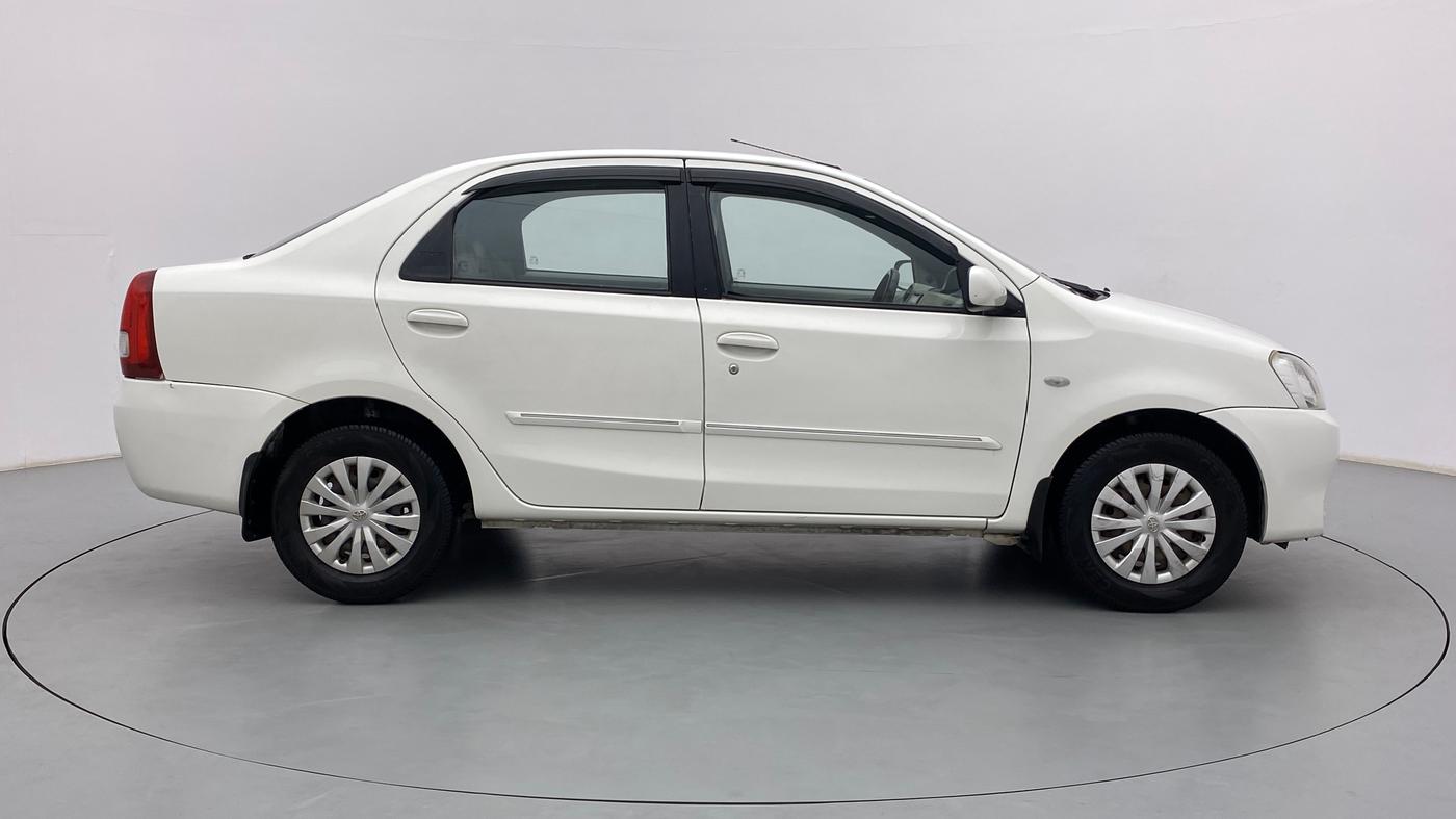 2013 Toyota Etios G, Petrol, Manual, 47,334 km, Right Side View