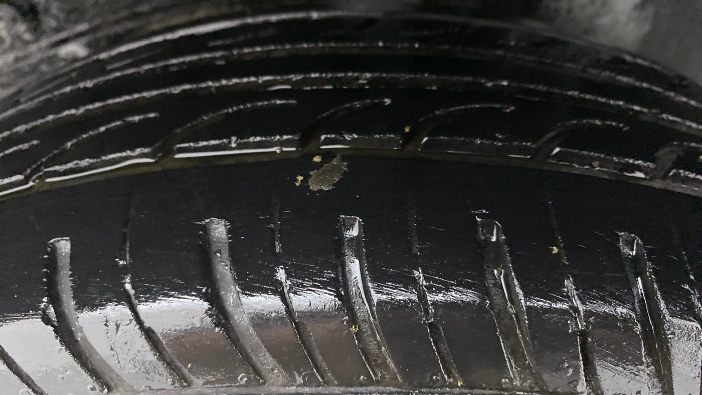 2013 Toyota Etios G, Petrol, Manual, 47,334 km, Left Rear Tyre Tread