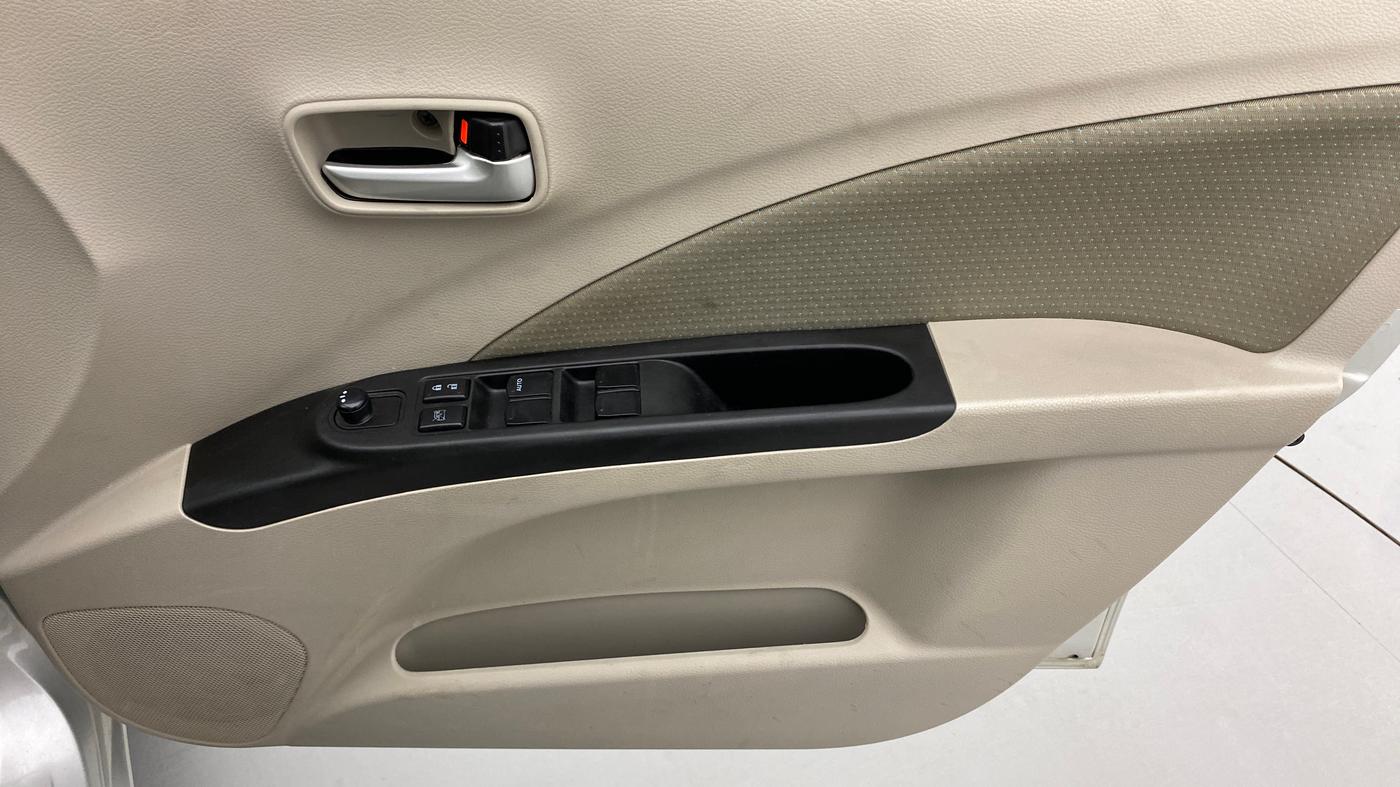 2019 Maruti Celerio ZXI, Petrol, Manual, 35,564 km, Driver Side Door Panels Control