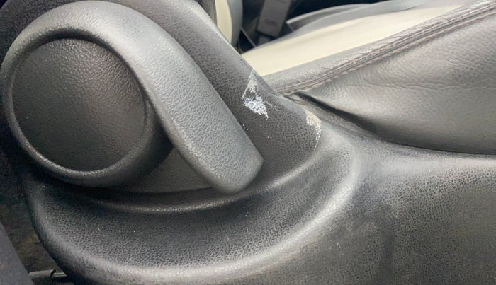 2013 Nissan Micra Active XV, Petrol, Manual, 76,420 km, Driver Side Adjustment Panel