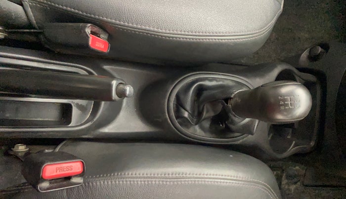 2013 Nissan Micra Active XV, Petrol, Manual, 76,420 km, Gear Lever