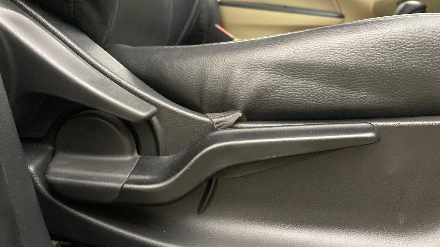 2021 Honda Amaze 1.2L I-VTEC VX CVT, Petrol, Automatic, 58,292 km, Driver Side Adjustment Panel
