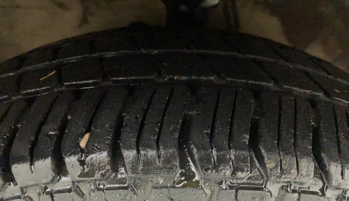 2010 Hyundai i10 SPORTZ 1.2, Petrol, Manual, 88,623 km, Right Front Tyre Tread