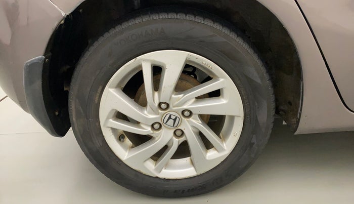 2016 Honda Jazz 1.2L I-VTEC V AT, CNG, Automatic, 72,758 km, Right Rear Wheel