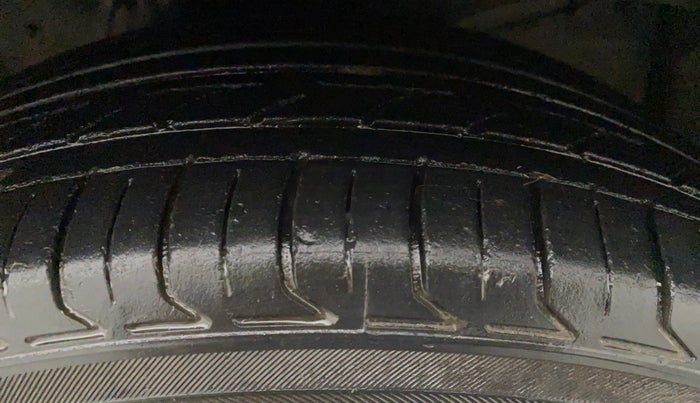 2016 Honda Jazz 1.2L I-VTEC V AT, CNG, Automatic, 72,758 km, Left Rear Tyre Tread