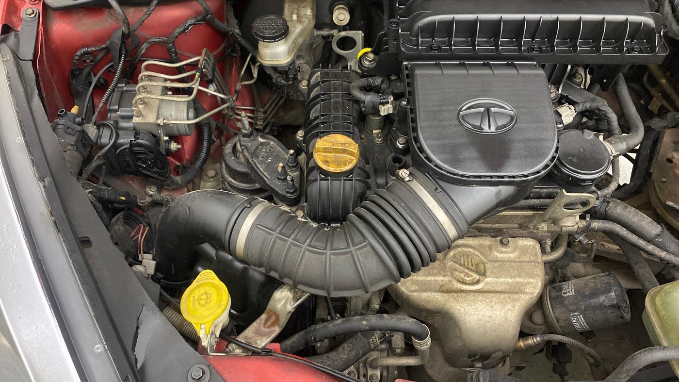 2019 Tata TIGOR XZ PLUS PETROL, Petrol, Manual, 1,26,891 km, Engine View - Right