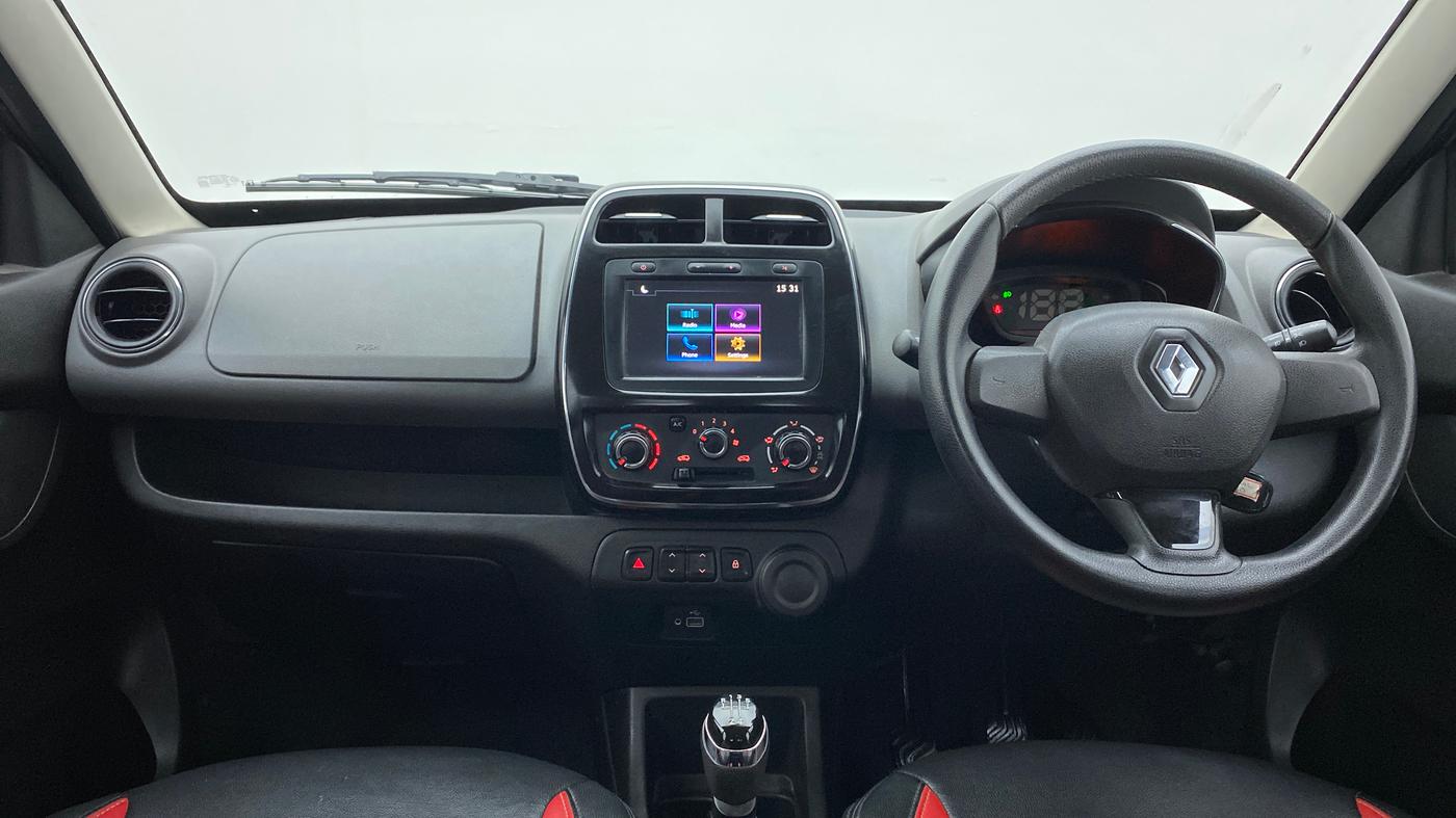 2019 Renault Kwid RXT 1.0 (O), Petrol, Manual, 37,915 km, Dashboard