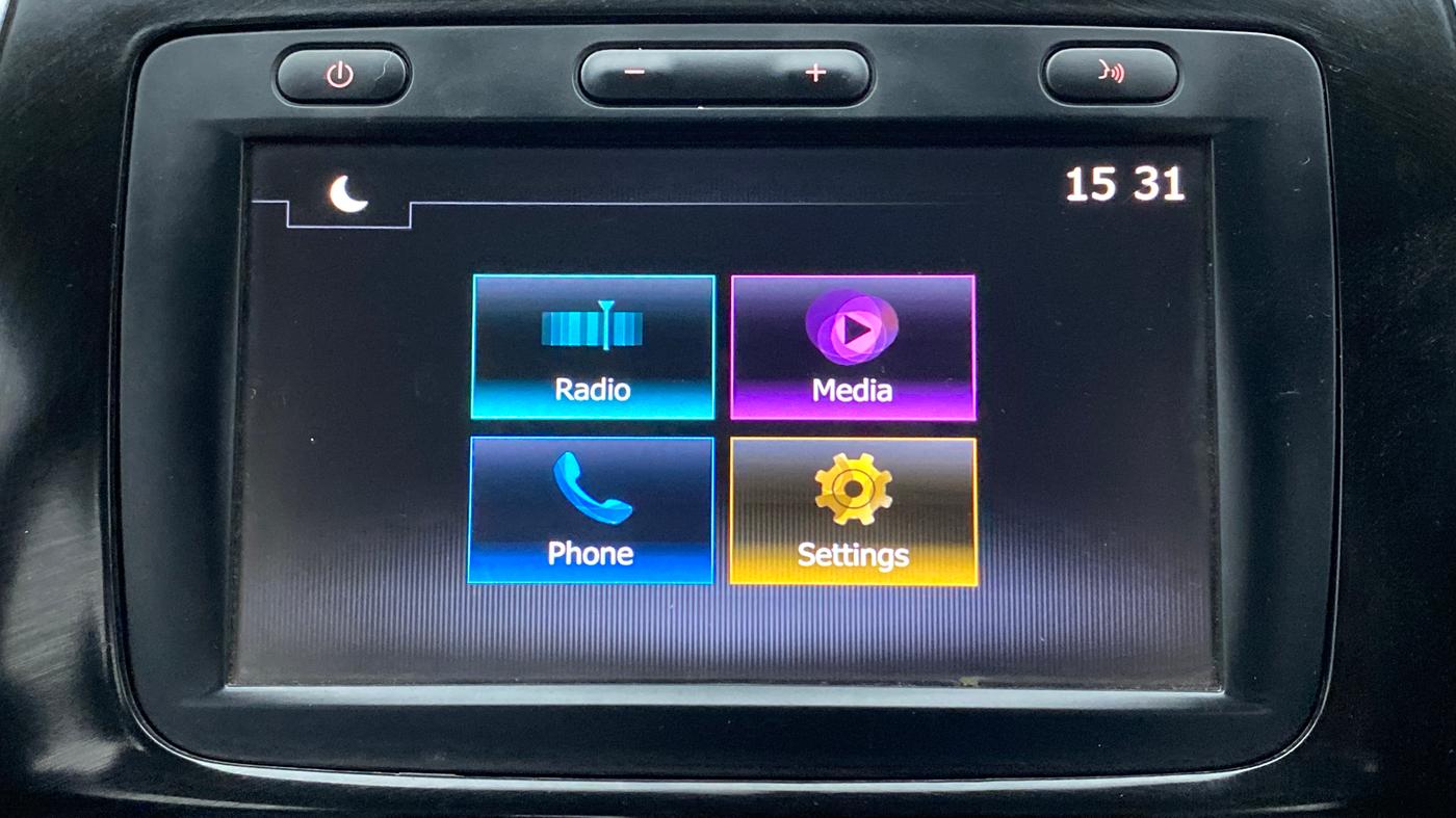 2019 Renault Kwid RXT 1.0 (O), Petrol, Manual, 37,915 km, Touchscreen Infotainment System