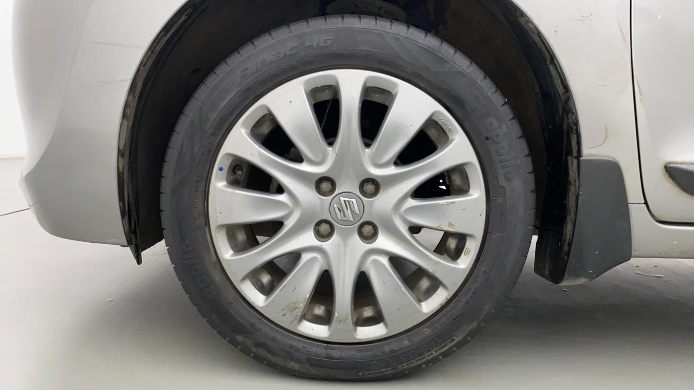 2017 Maruti Baleno ZETA PETROL 1.2, Petrol, Manual, 63,074 km, Left Front Wheel