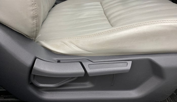 2021 Hyundai GRAND I10 NIOS SPORTZ U2 1.2 CRDI, Diesel, Manual, 17,647 km, Driver Side Adjustment Panel