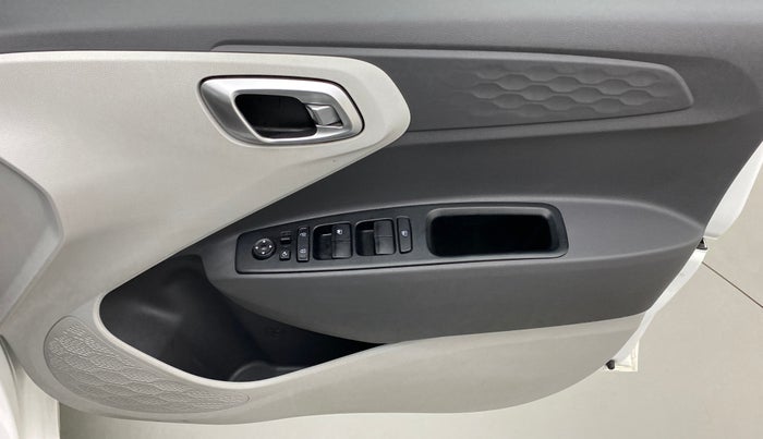 2021 Hyundai GRAND I10 NIOS SPORTZ U2 1.2 CRDI, Diesel, Manual, 17,647 km, Driver Side Door Panels Control