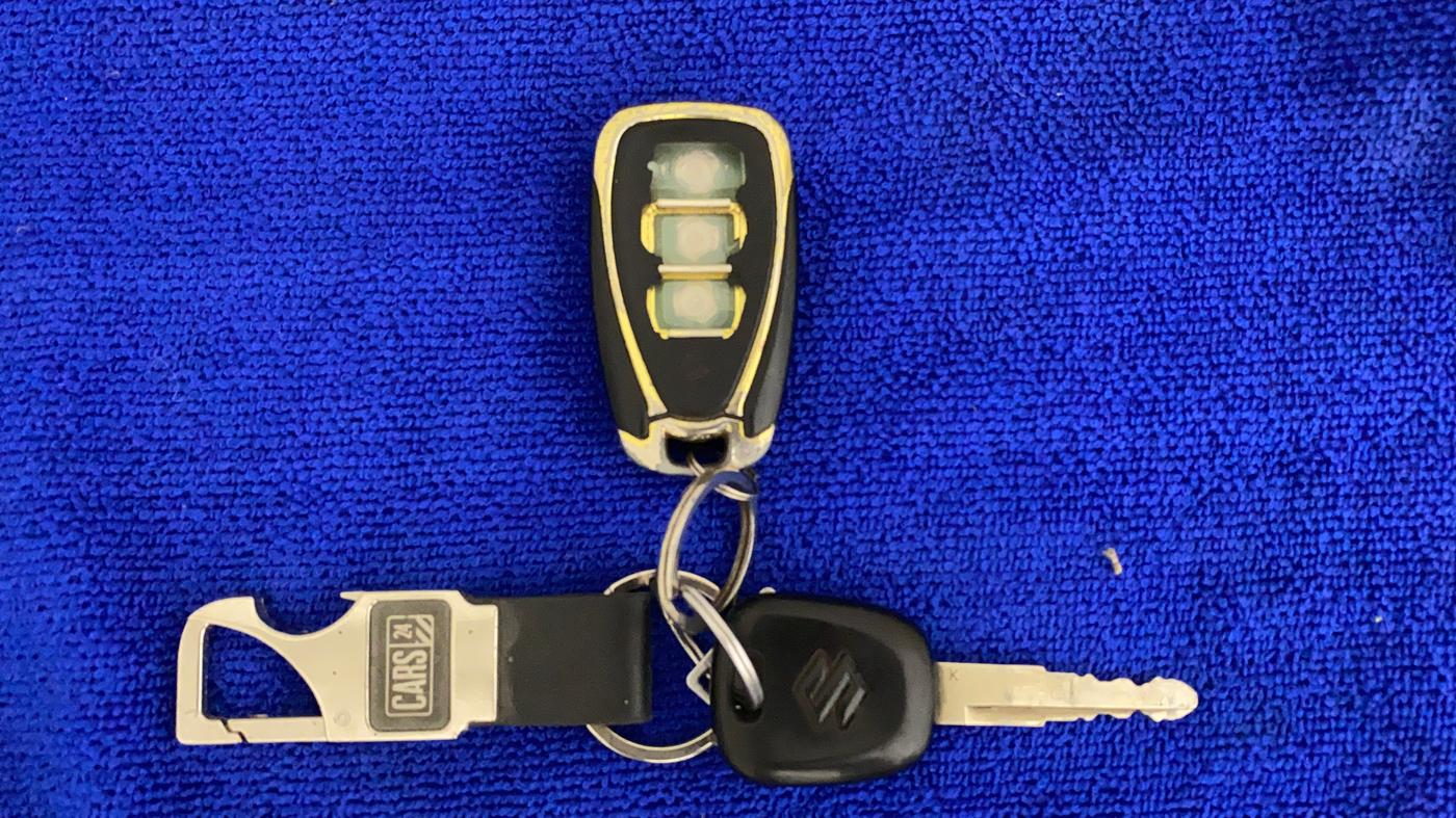 2019 Maruti New Wagon-R LXI CNG 1.0, CNG, Manual, 66,684 km, Key Close Up