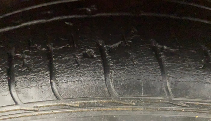 2020 Tata Tiago XZ PLUS PETROL, Petrol, Manual, 44,023 km, Right Front Tyre Tread
