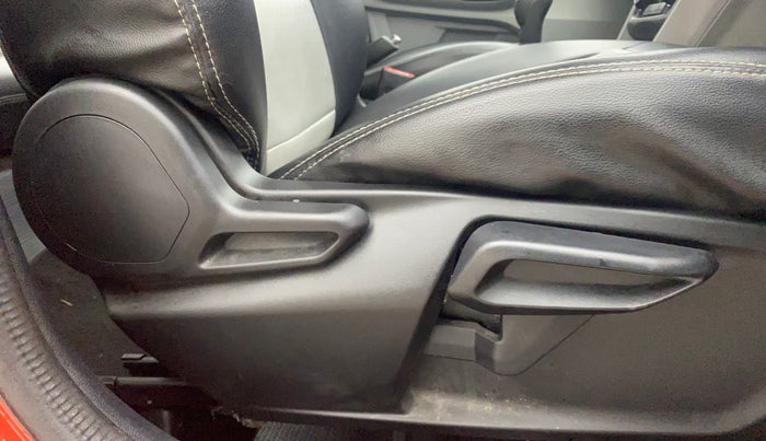 2020 Tata Tiago XZ PLUS PETROL, Petrol, Manual, 44,023 km, Driver Side Adjustment Panel