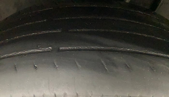 2021 Renault Kiger RXZ TURBO CVT, Petrol, Automatic, 27,393 km, Left Rear Tyre Tread