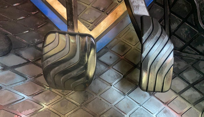 2021 Renault Kiger RXZ TURBO CVT, Petrol, Automatic, 27,393 km, Pedals