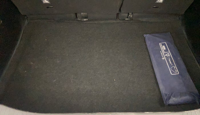 2021 Renault Kiger RXZ TURBO CVT, Petrol, Automatic, 27,393 km, Boot Inside