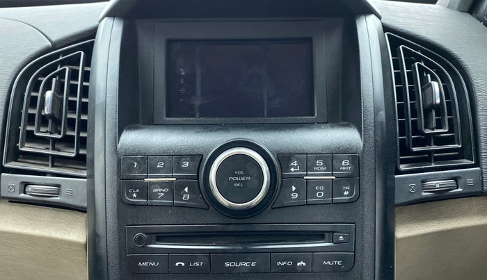 2017 Mahindra XUV500 W4, Diesel, Manual, 43,405 km, Infotainment System