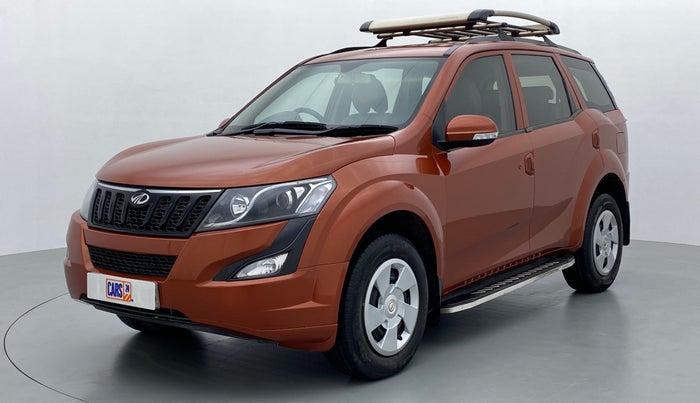 2017 Mahindra XUV500 W4, Diesel, Manual, 43,405 km, Left Front Diagonal (45- Degree) View