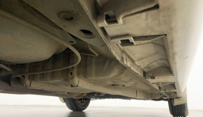 2011 Toyota Corolla Altis 1.8 G, Petrol, Manual, 89,740 km, Right Side Underbody
