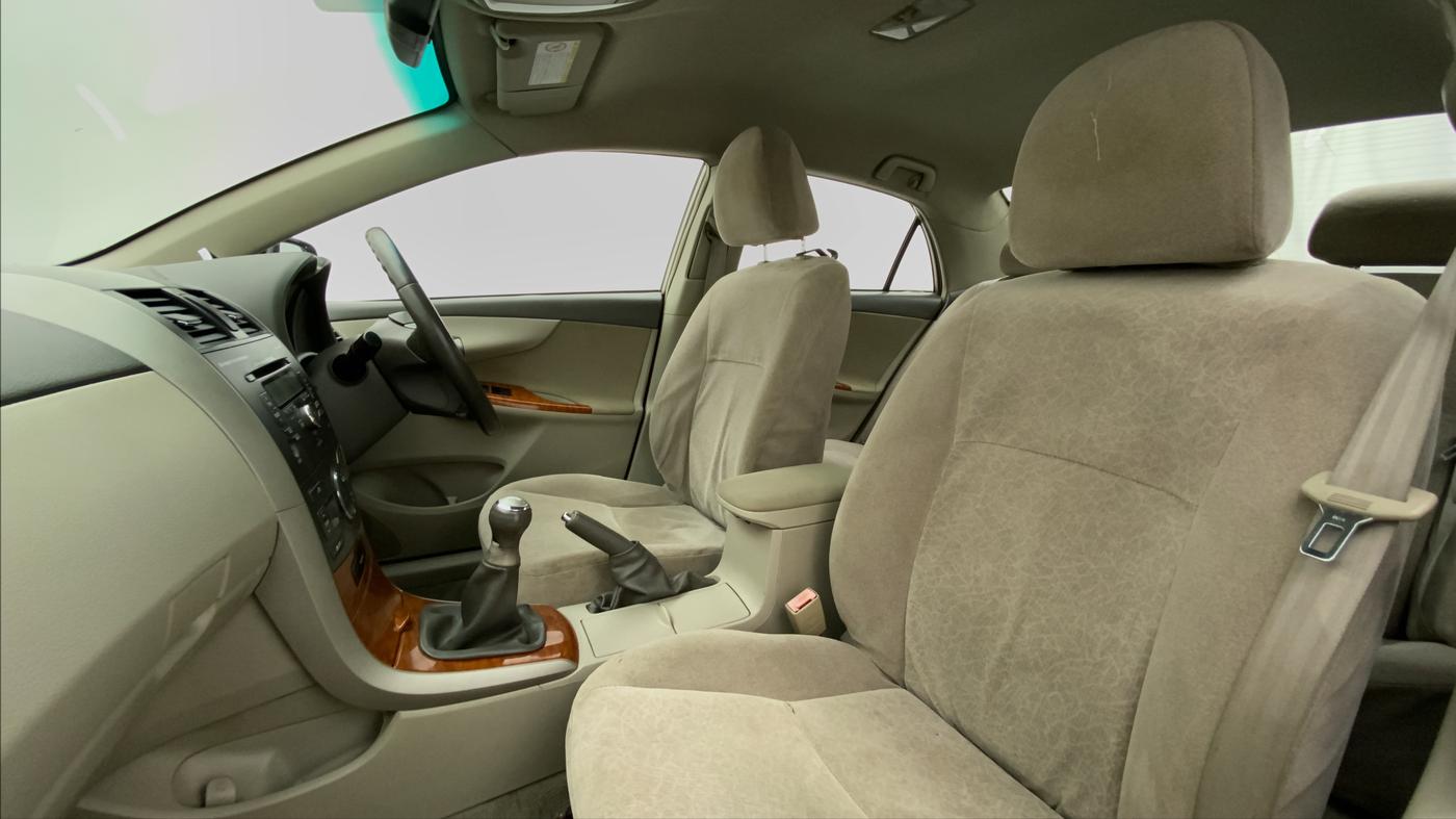 2011 Toyota Corolla Altis 1.8 G, Petrol, Manual, 89,740 km, Right Side Front Door Cabin