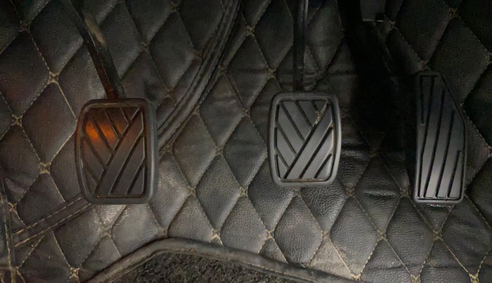 2021 Toyota Glanza G, Petrol, Manual, 40,895 km, Pedals