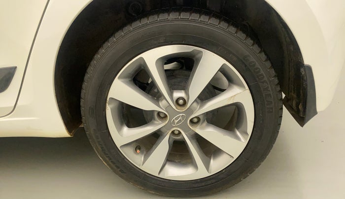 2016 Hyundai Elite i20 ASTA 1.2 (O), Petrol, Manual, 27,261 km, Left Rear Wheel