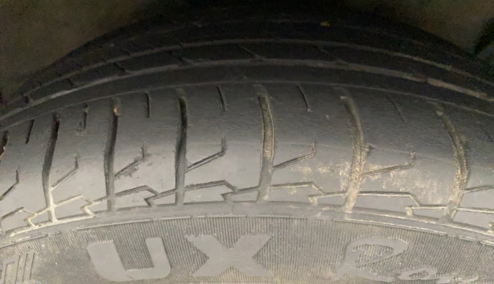 2017 Hyundai Creta SX PLUS AT 1.6 PETROL, Petrol, Automatic, 91,071 km, Right Front Tyre Tread