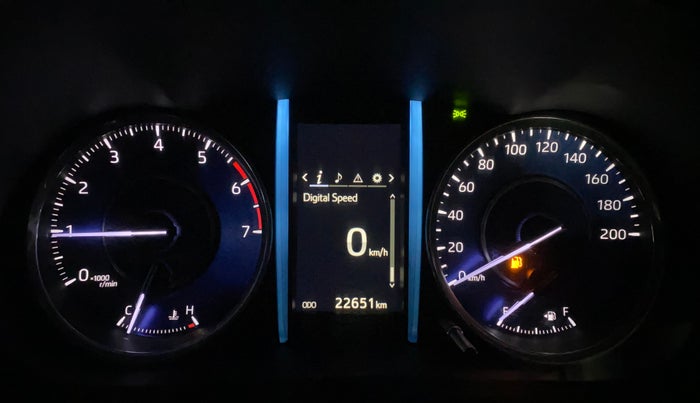 2024 Toyota Fortuner 4X2 MT 2.7 PETROL, Petrol, Manual, 22,651 km, Odometer Image