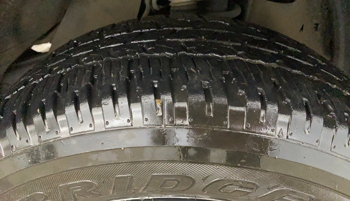 2024 Toyota Fortuner 4X2 MT 2.7 PETROL, Petrol, Manual, 22,651 km, Right Front Tyre Tread