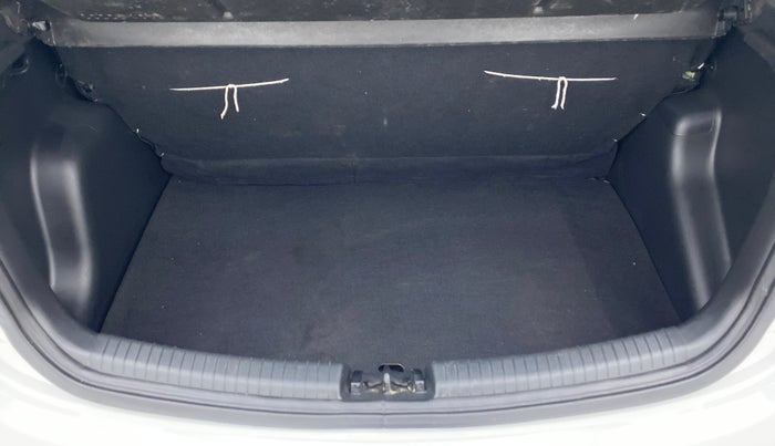 2019 Hyundai Grand i10 SPORTZ 1.2 KAPPA VTVT, Petrol, Manual, 17,516 km, Boot Inside View