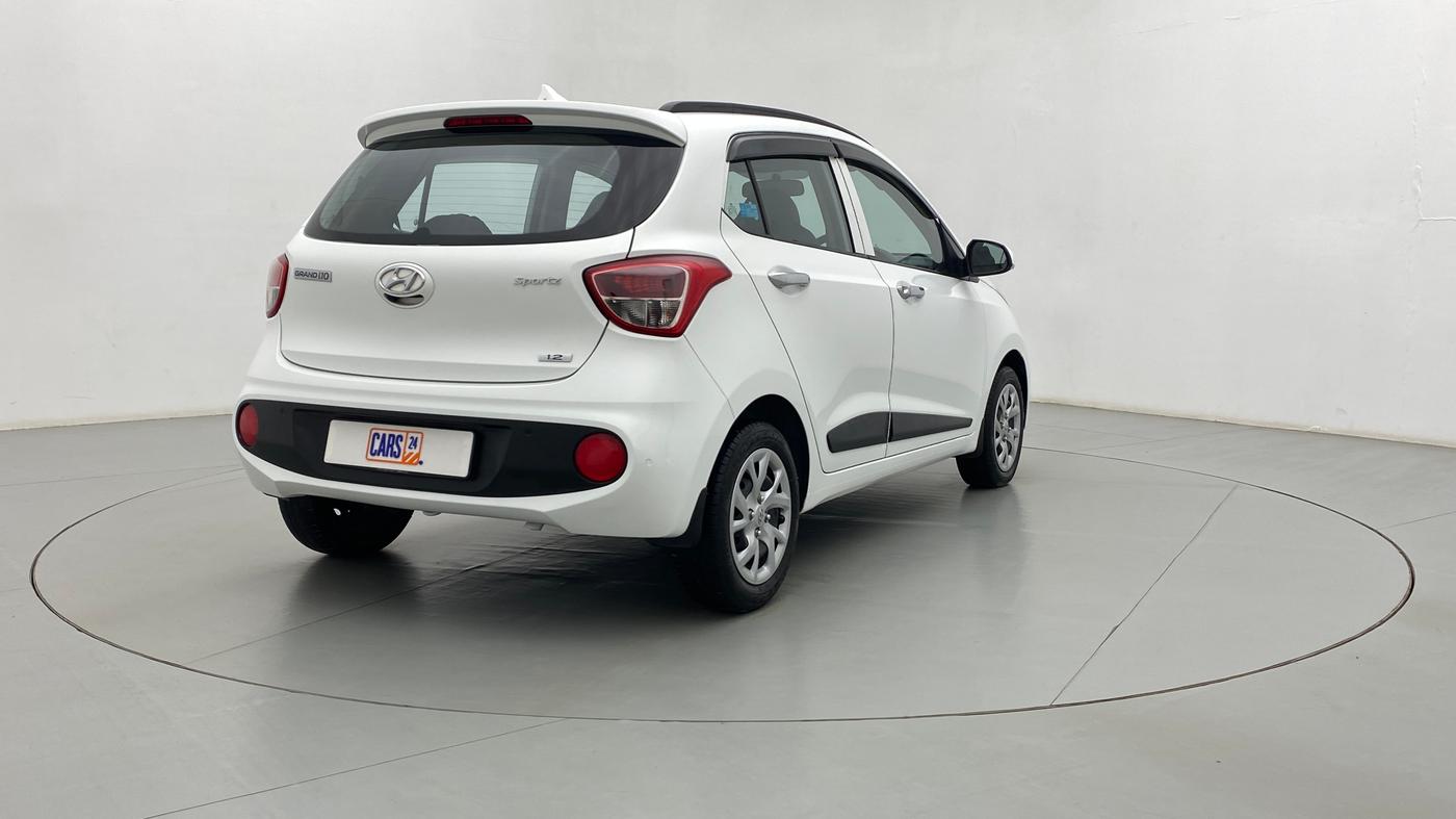 2019 Hyundai Grand i10 SPORTZ 1.2 KAPPA VTVT, Petrol, Manual, 17,516 km, Right Back Diagonal (45- Degree) View