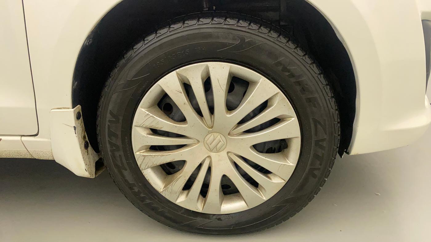 2013 Maruti Ertiga VXI, Petrol, Manual, 61,530 km, Right Front Wheel