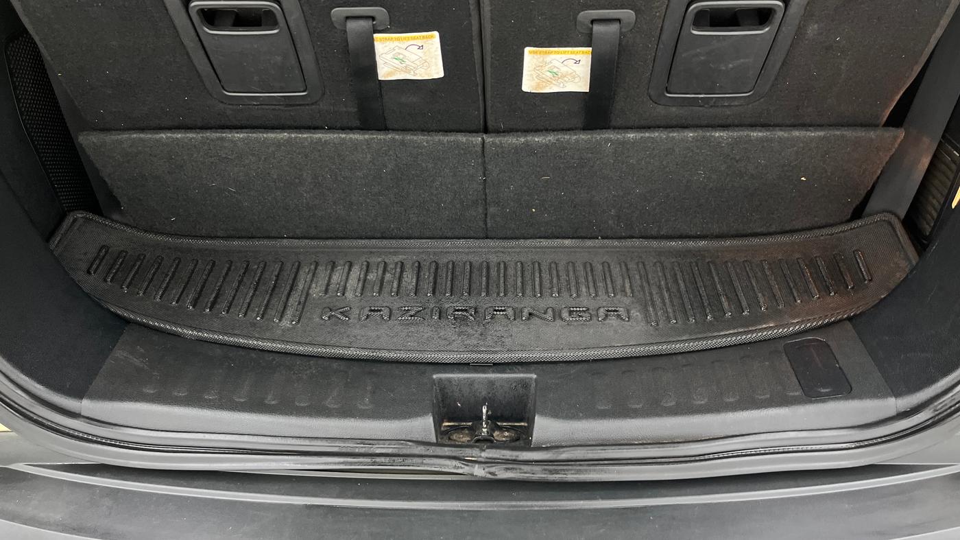 2022 Tata Safari XZA PLUS KAZIRANGA, Diesel, Automatic, 1,27,794 km, Boot Inside