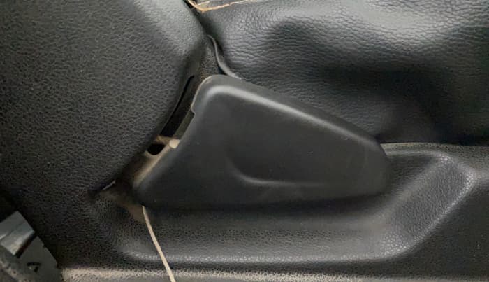 2017 Renault Kwid CLIMBER 1.0 AMT, Petrol, Automatic, 53,430 km, Driver Side Adjustment Panel