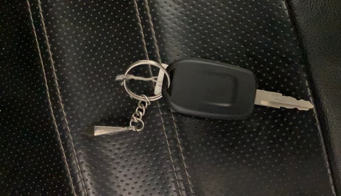 2017 Renault Kwid CLIMBER 1.0 AMT, Petrol, Automatic, 53,430 km, Key Close Up