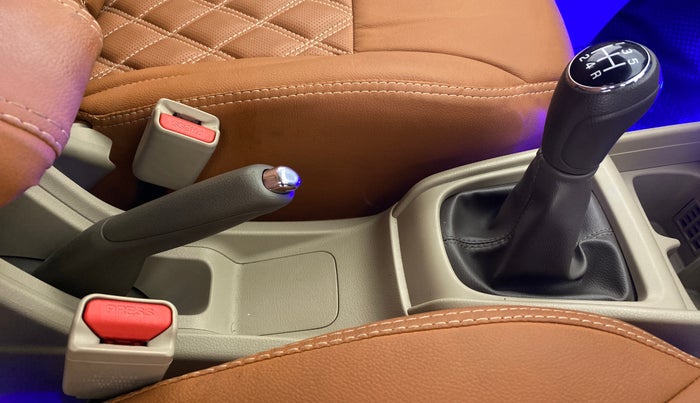 2021 Maruti Ertiga ZXI SHVS, Petrol, Manual, 7,786 km, Gear Lever