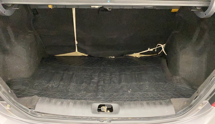 2014 Maruti Swift Dzire ZXI, Petrol, Manual, 81,777 km, Boot Inside