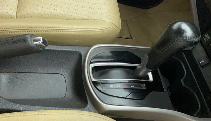 2017 Honda City 1.5L I-VTEC VX CVT, Petrol, Automatic, 68,423 km, Gear Lever
