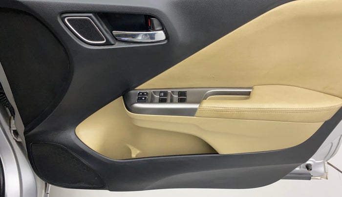 2017 Honda City 1.5L I-VTEC VX CVT, Petrol, Automatic, 68,423 km, Driver Side Door Panels Control