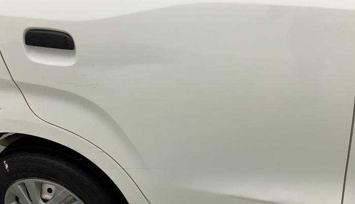 2020 Maruti New Wagon-R LXI CNG 1.0, CNG, Manual, 76,171 km, Right rear door - Minor scratches