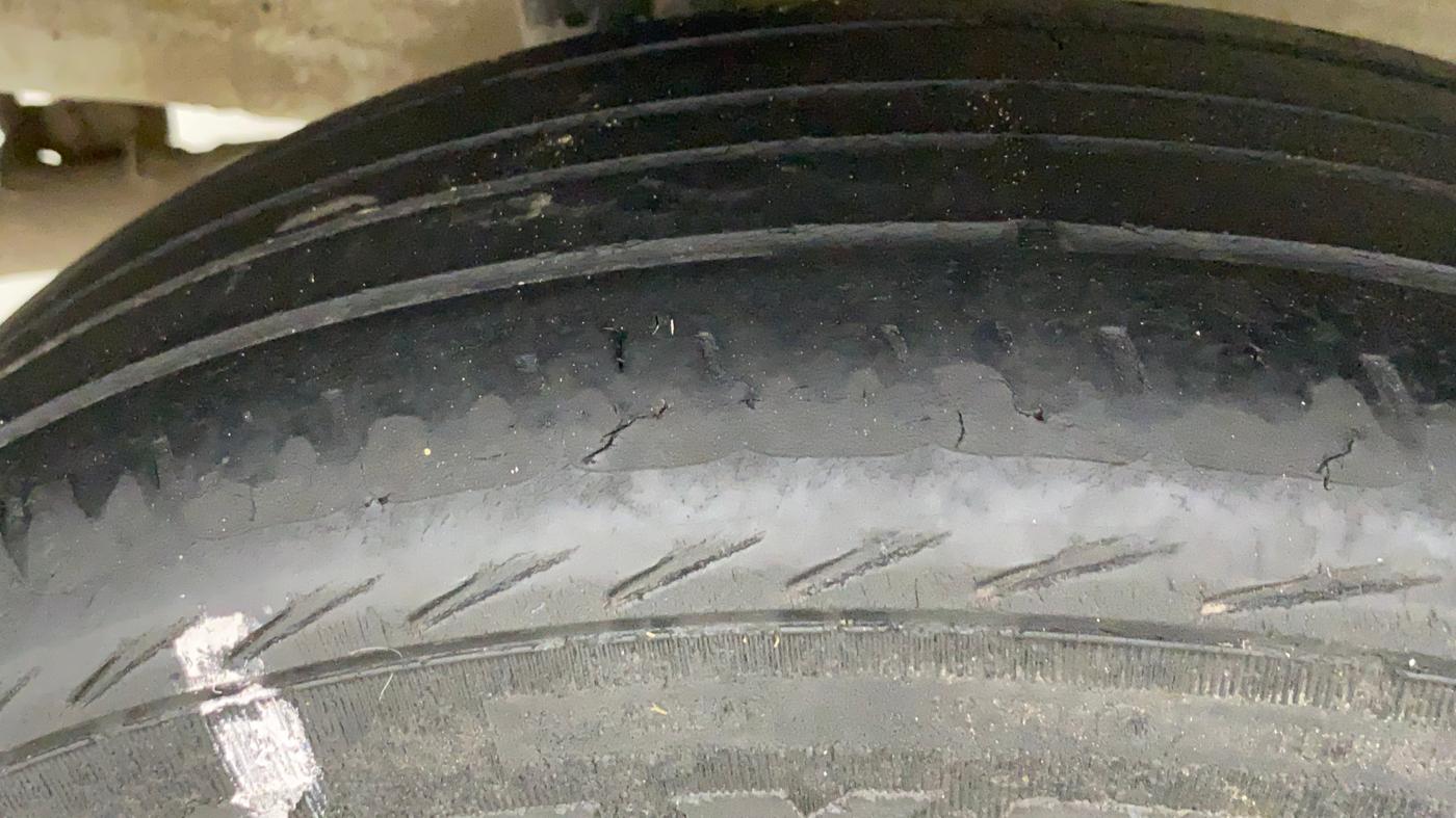 2020 Maruti New Wagon-R LXI CNG 1.0, CNG, Manual, 76,171 km, Right Rear Tyre Tread