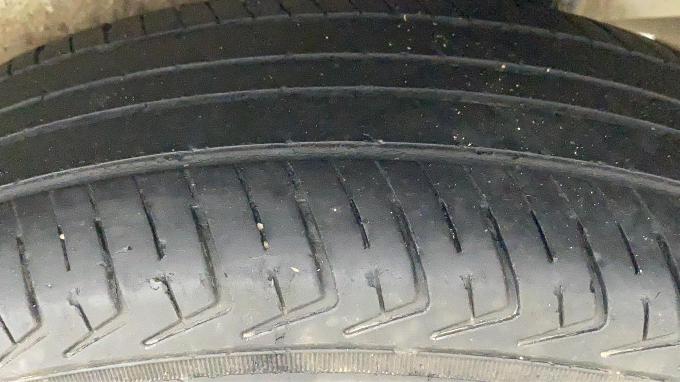 2020 Maruti New Wagon-R LXI CNG 1.0, CNG, Manual, 76,171 km, Left Rear Tyre Tread