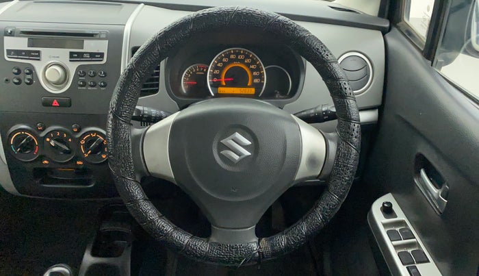 2012 Maruti Wagon R 1.0 VXI, Petrol, Manual, 53,031 km, Steering Wheel Close Up