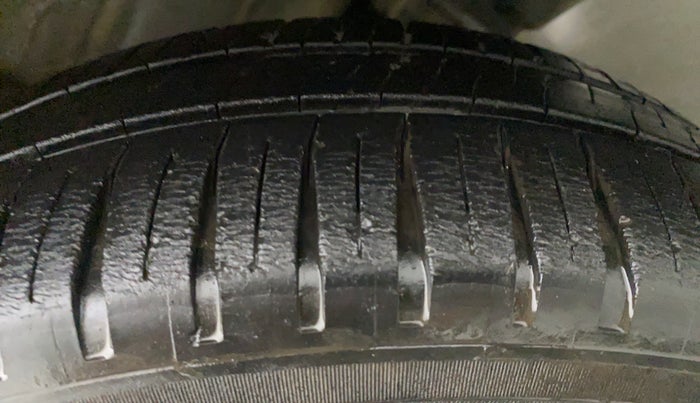2012 Maruti Wagon R 1.0 VXI, Petrol, Manual, 53,031 km, Left Rear Tyre Tread