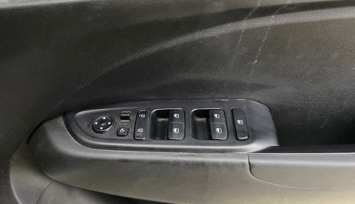 2021 Hyundai VENUE SX PLUS 1.0 TURBO DCT, Petrol, Automatic, 46,618 km, Driver Side Door Panels Control