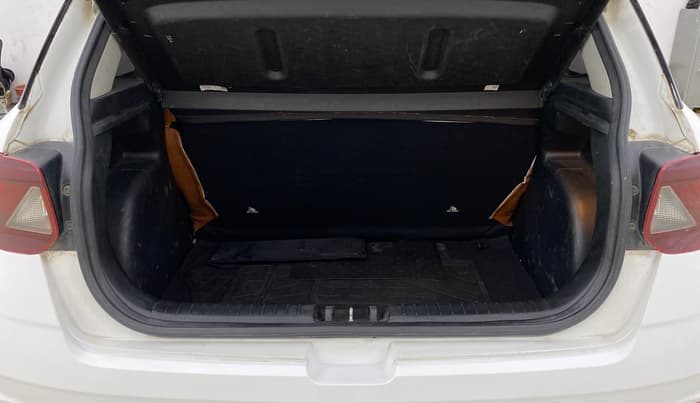 2021 Hyundai VENUE SX PLUS 1.0 TURBO DCT, Petrol, Automatic, 46,618 km, Boot Inside