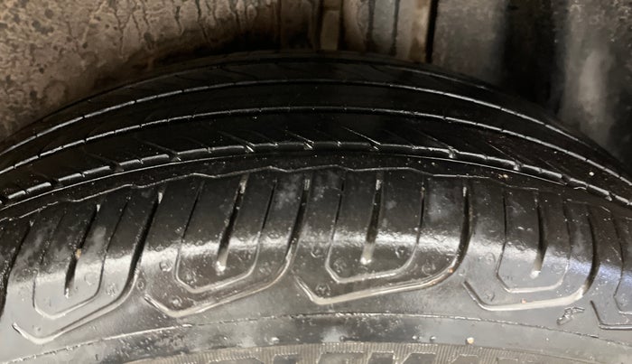 2021 Skoda KUSHAQ STYLE 1.0L TSI AT, Petrol, Automatic, 24,676 km, Left Rear Tyre Tread