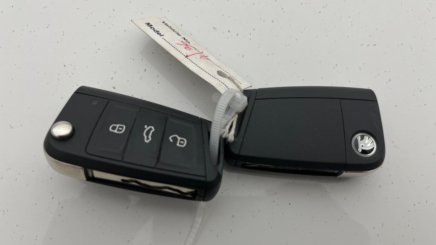 2021 Skoda KUSHAQ STYLE 1.0L TSI AT, Petrol, Automatic, 24,676 km, Key Close Up