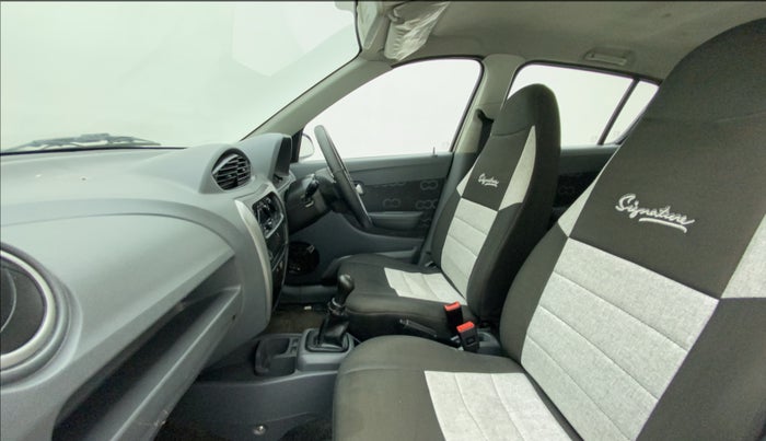 2015 Maruti Alto 800 LXI, Petrol, Manual, 18,107 km, Right Side Front Door Cabin